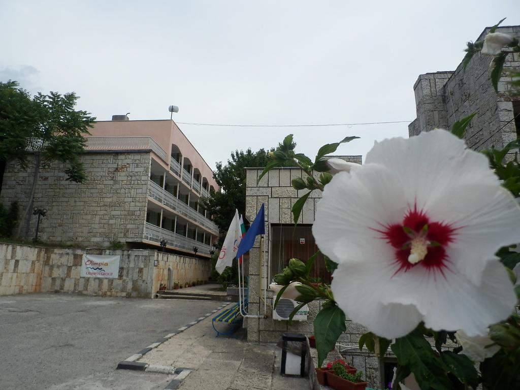 Olimpia Supersnab Hotel バルチク エクステリア 写真