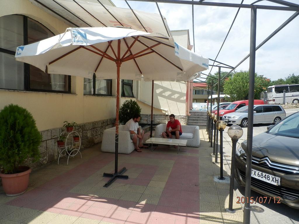 Olimpia Supersnab Hotel バルチク エクステリア 写真