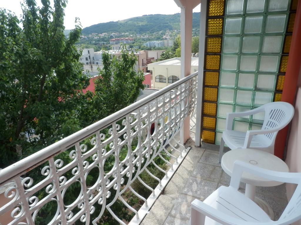 Olimpia Supersnab Hotel バルチク エクステリア 写真