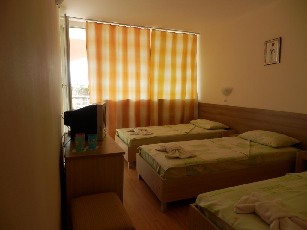 Olimpia Supersnab Hotel バルチク エクステリア 写真