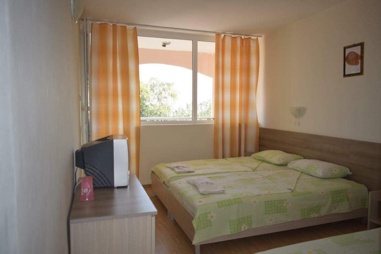 Olimpia Supersnab Hotel バルチク エクステリア 写真